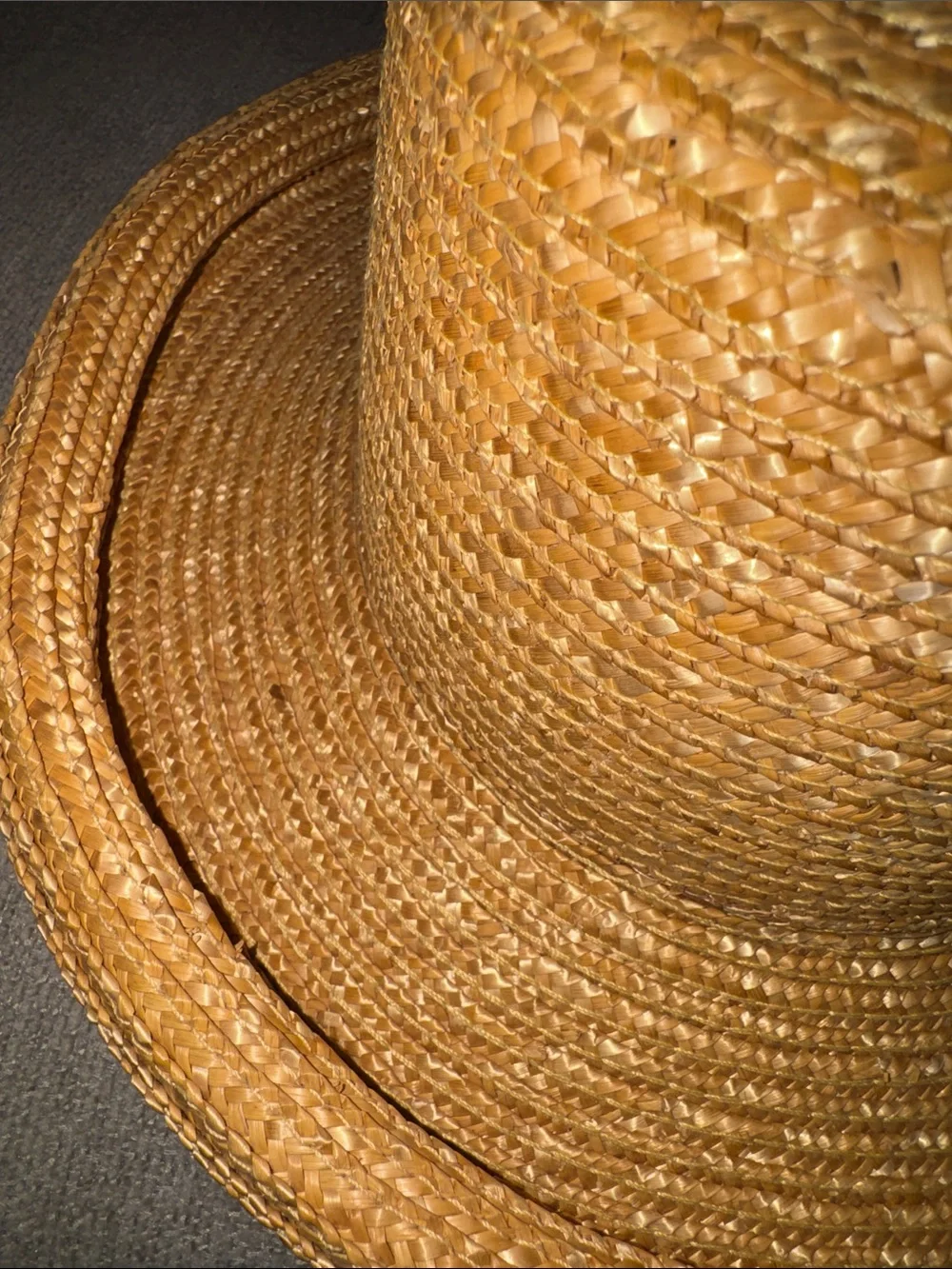 Unknown lightweight woven